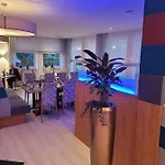 Hotel Szálloda 3*