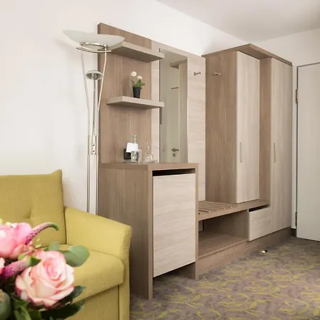 Hotel 3* באד צווישנהם