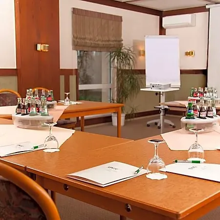 מלון Hotel באד צווישנהם