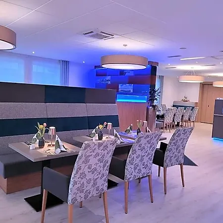 Hotel 3* באד צווישנהם